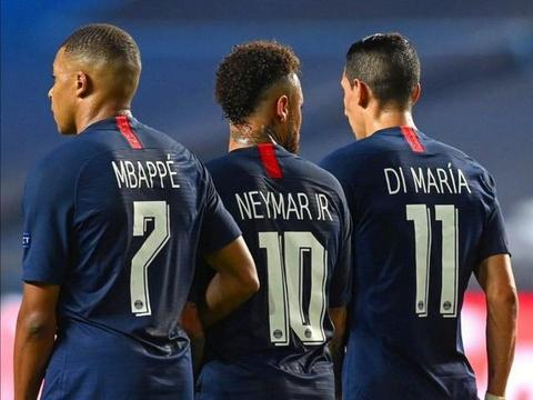 拜仁碾压摩洛哥,迪马利亚送出助攻 拜仁碾压摩洛哥,迪马利亚送出助攻