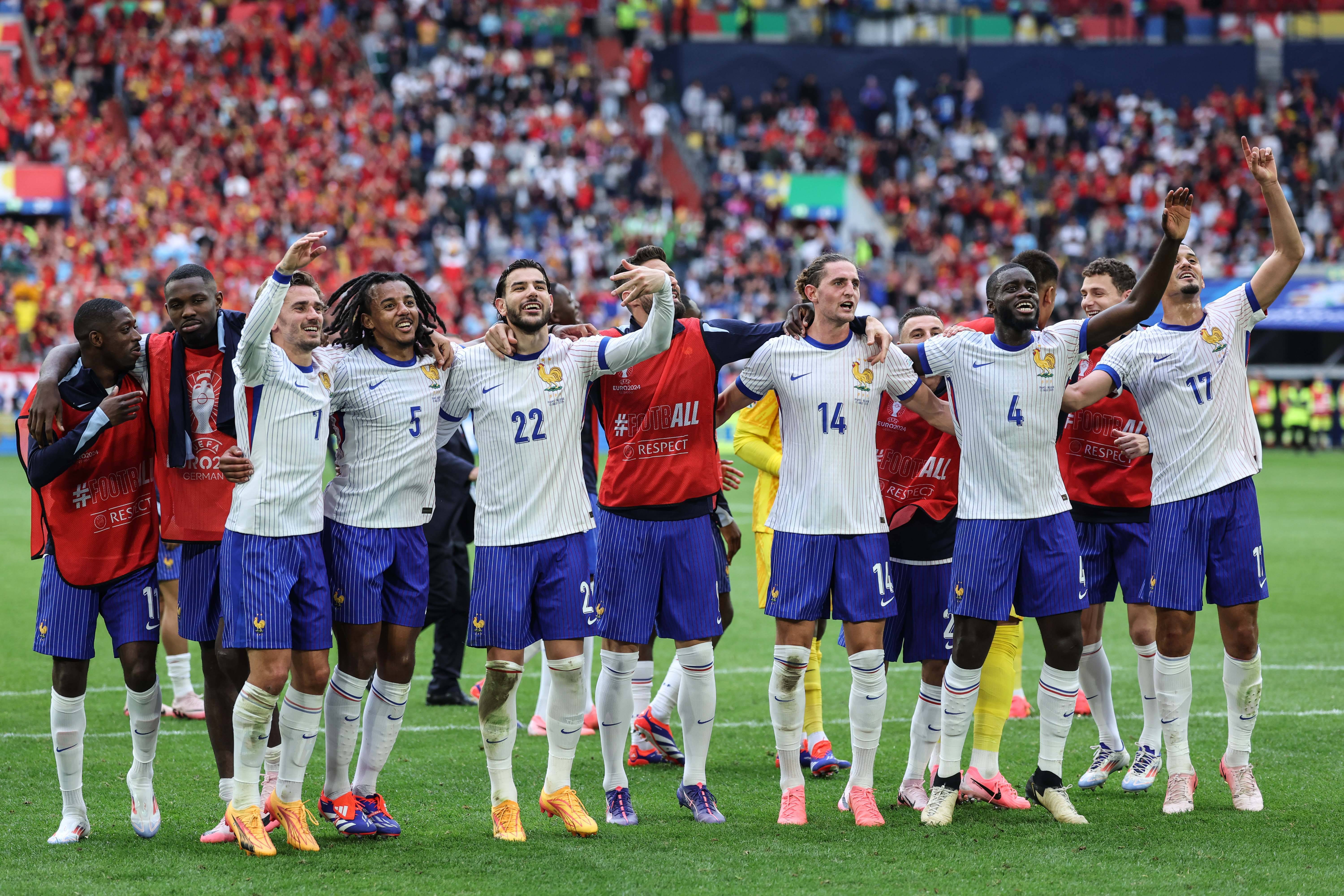 波兰队携手瑞士队晋级欧国联四强,殊死对决即将上演的简单介绍 波兰队携手瑞士队晋级欧国联四强,殊死对决即将上演的简单介绍