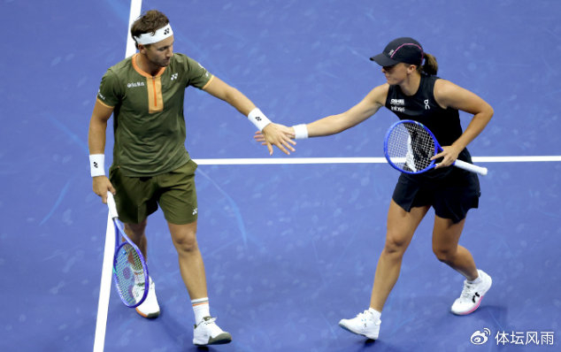 拉沃尔杯力克美网，鲁德统治全场的简单介绍