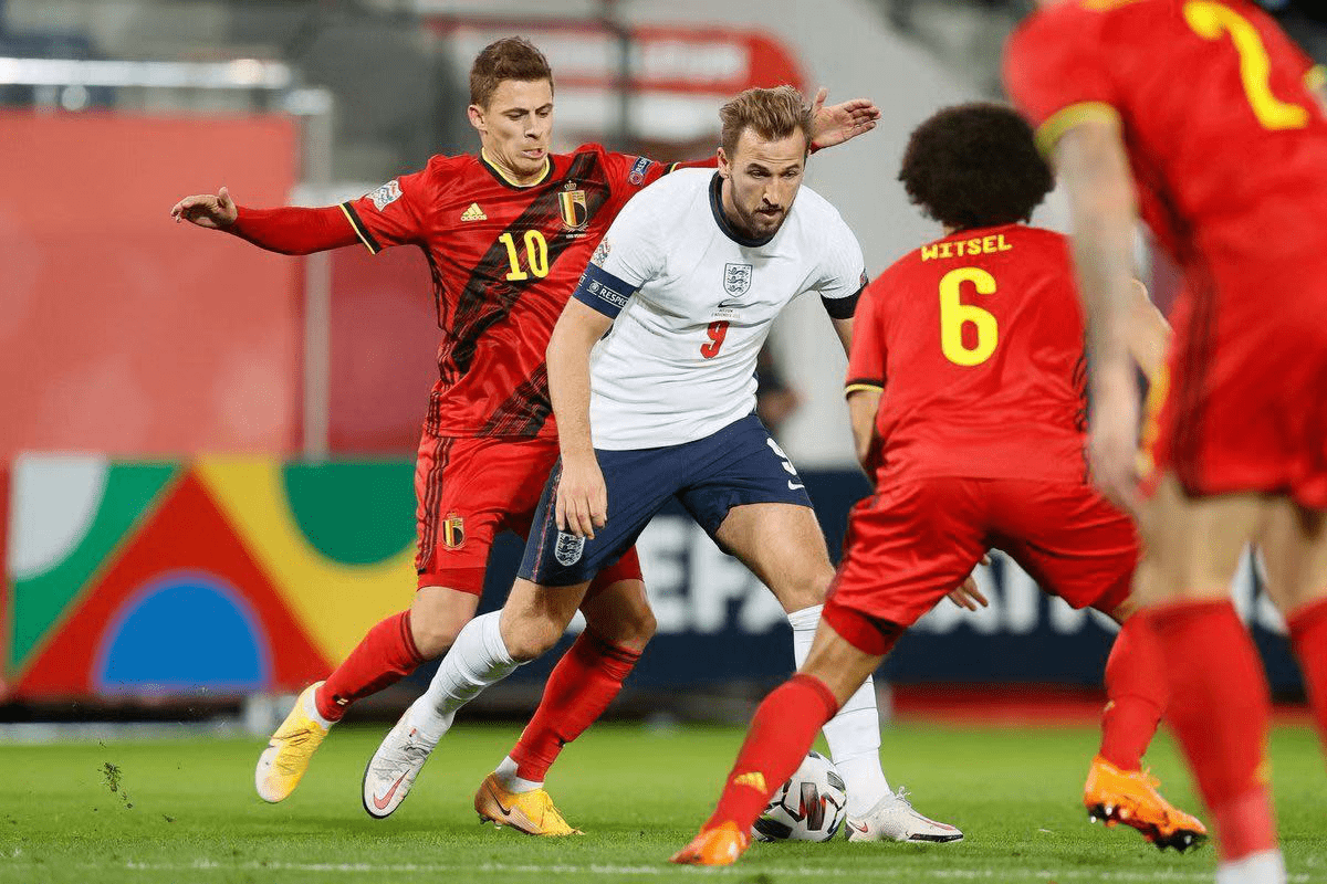 日本队轻取英格兰队，波尔惊艳四座