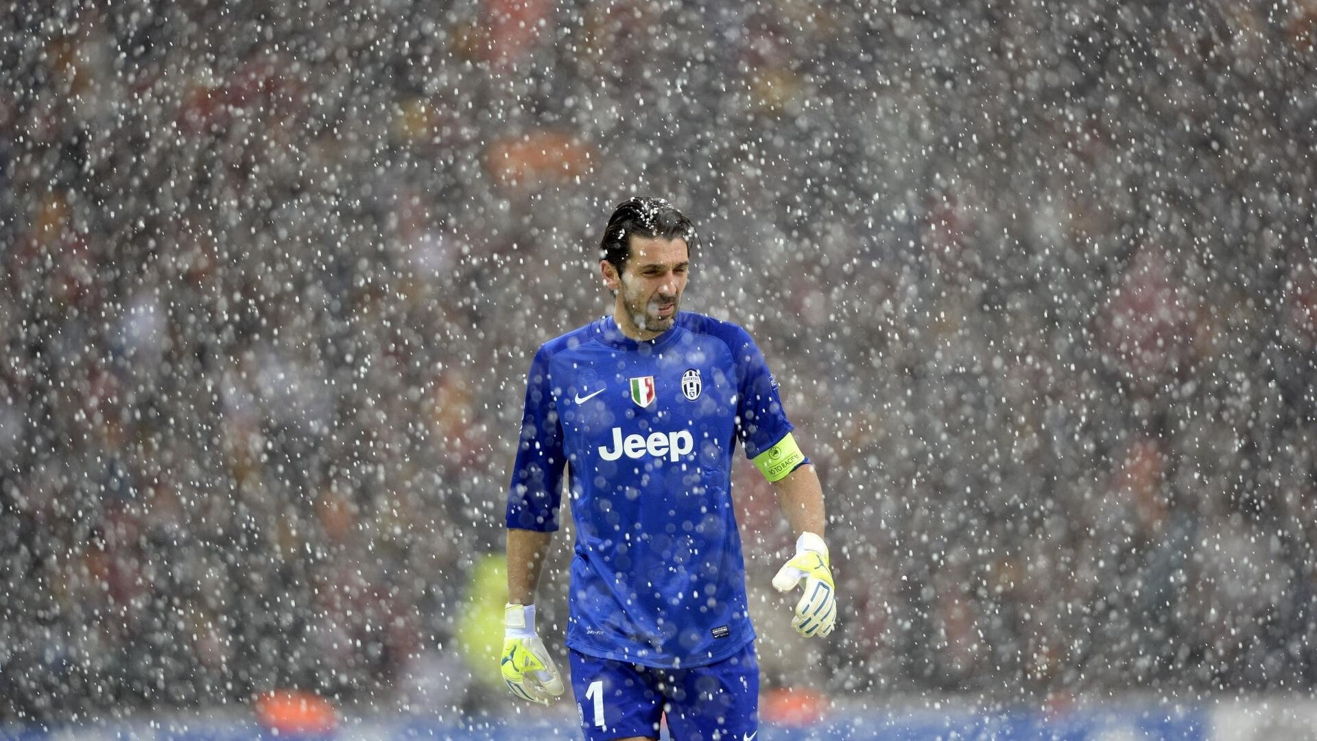 鹈鹕对阵公牛，利拉德关键战不手软，一记三分定江山