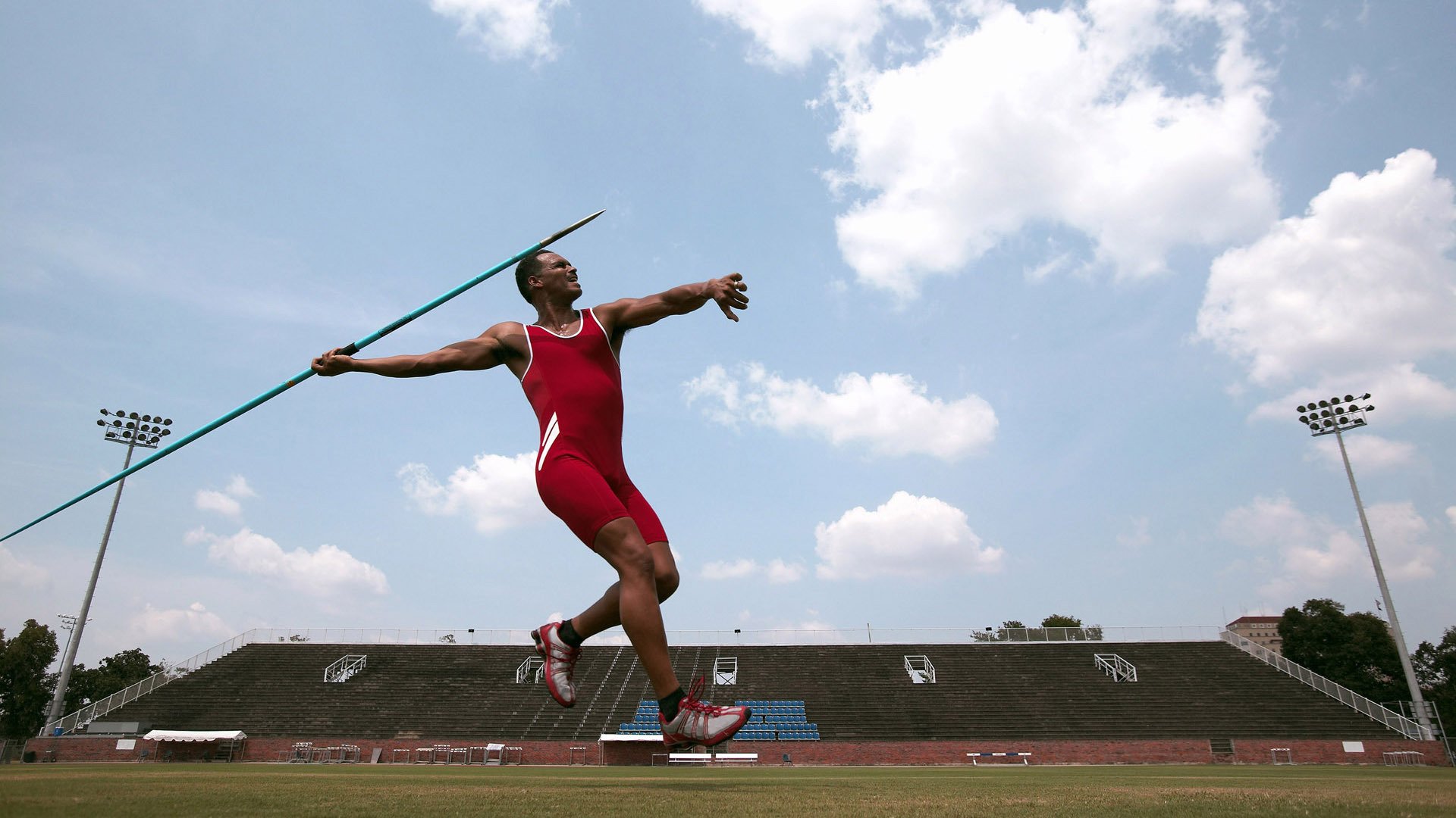 冷夜北欧，黑星闪耀，德容领衔加纳诠释反击美学，逆转瑞典挺进八强